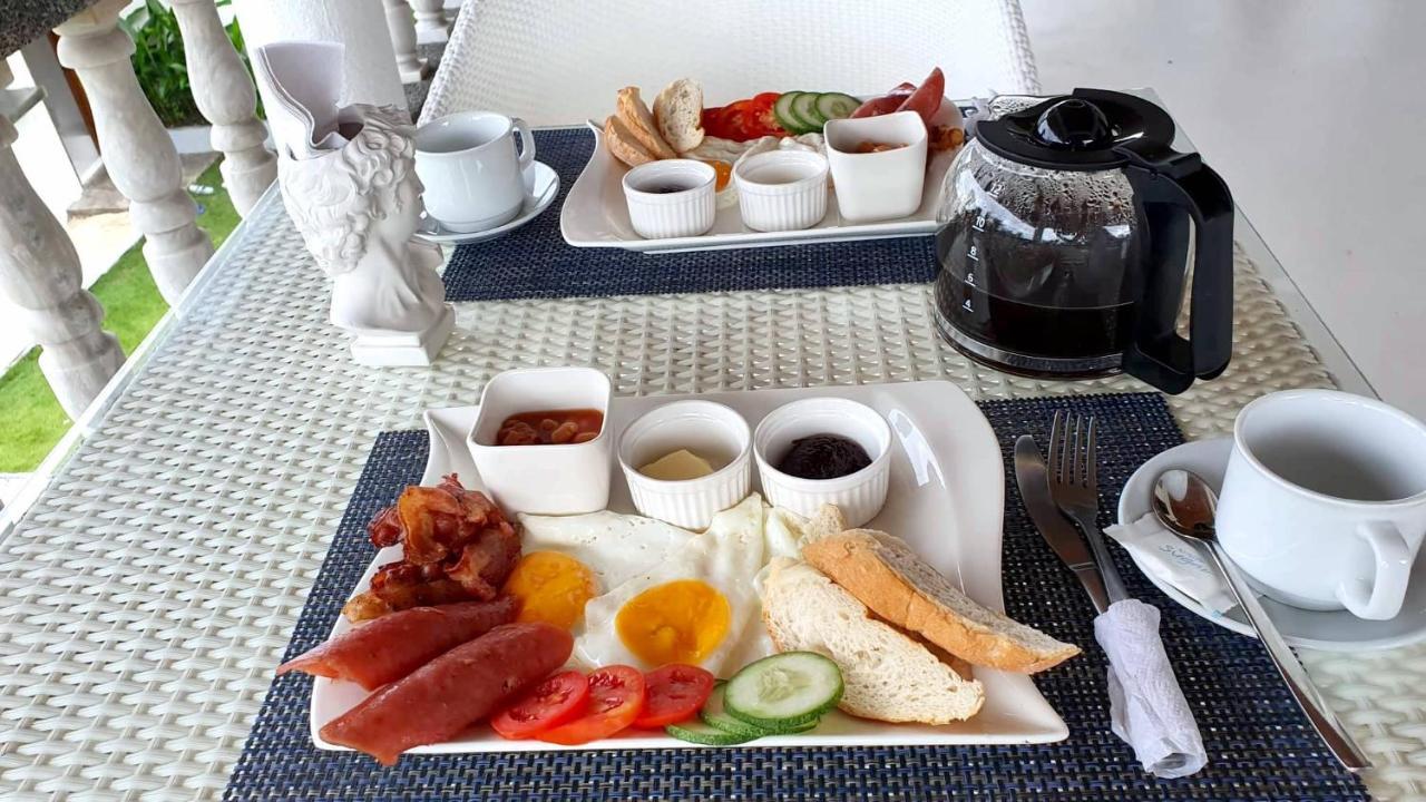 Pawikan Boutique Hotel Моалбоал Екстериор снимка