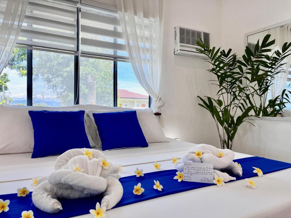 Pawikan Boutique Hotel Моалбоал Екстериор снимка